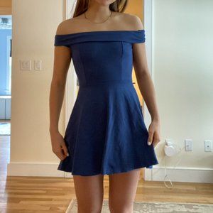 BLUE LULUS OFF THE SHOULDER DRESS PERFECT CONDITION!